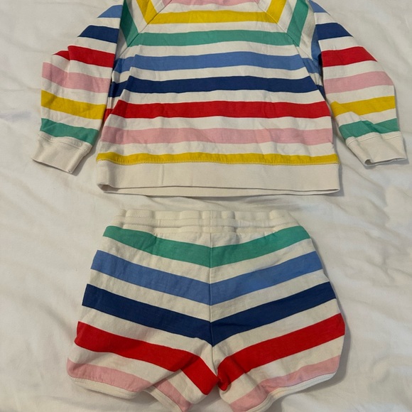 Colorful Striped Sweater and Shorts Set - Picture 2 of 4